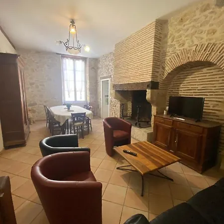 Maison De 9 Personnes Casteljaloux
